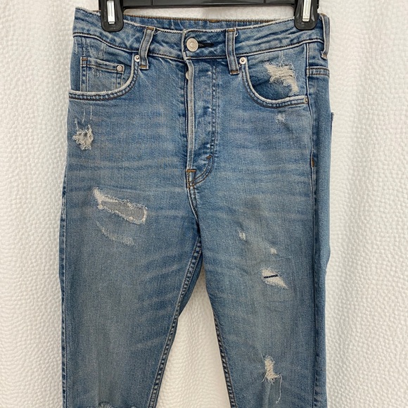 H&M perfectly distressed jeans - Picture 3 of 11